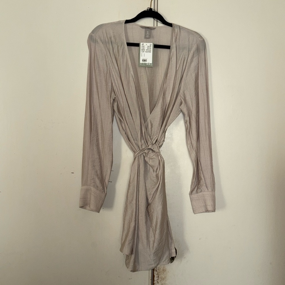 Elegant Beige Women's Tie-Front Dress